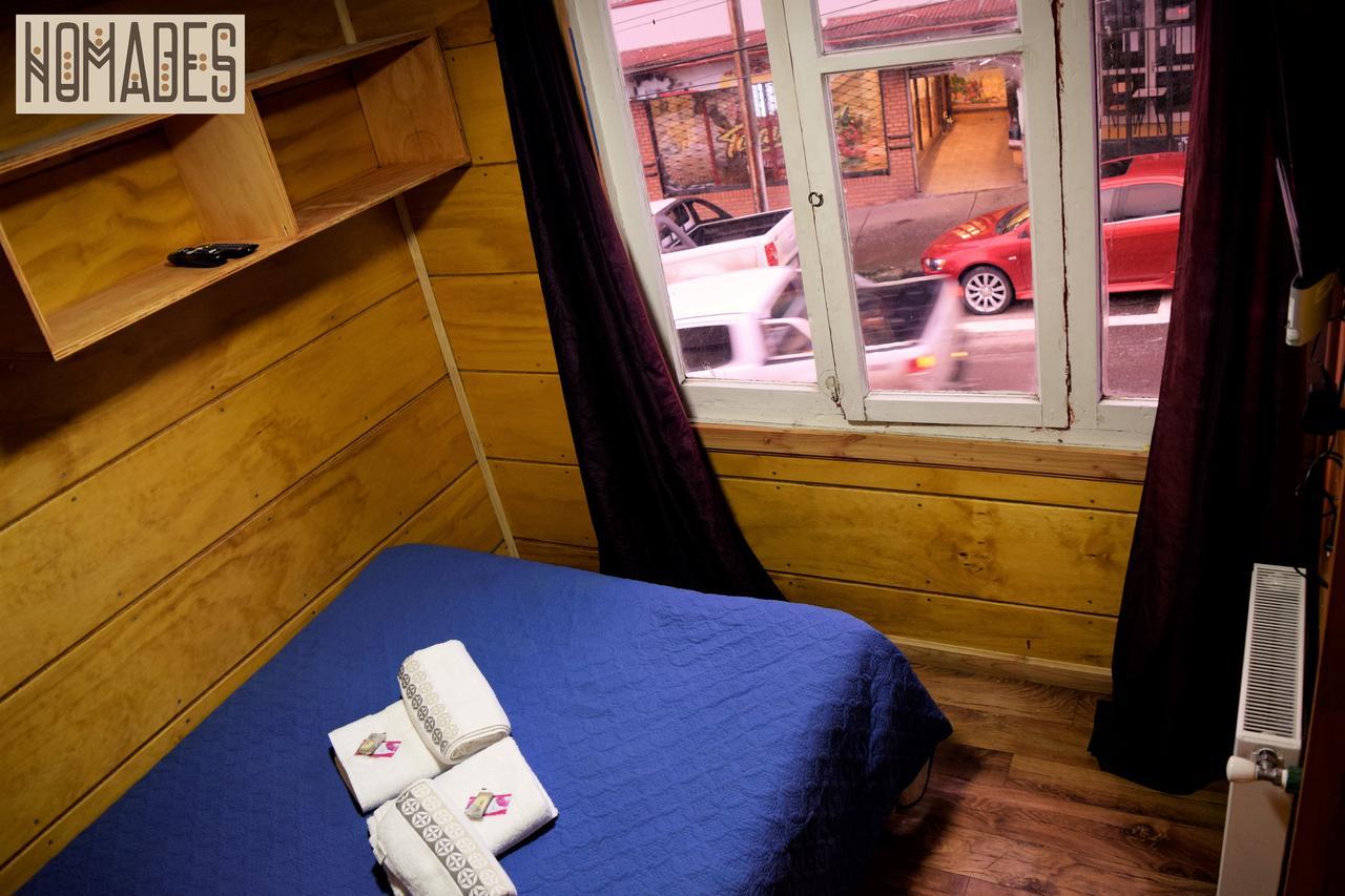 Hostal Nomades Chiloe カストロ エクステリア 写真