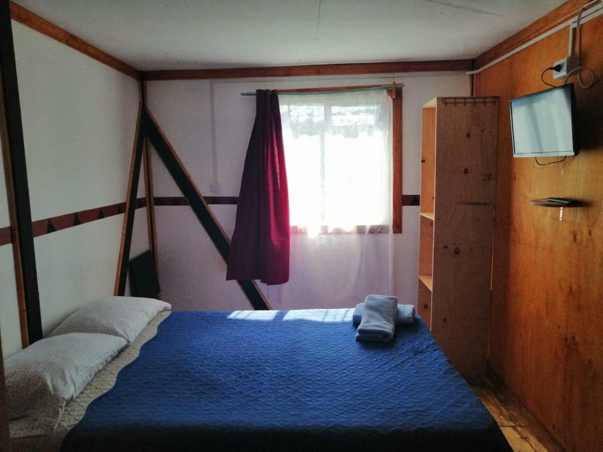 Hostal Nomades Chiloe カストロ エクステリア 写真